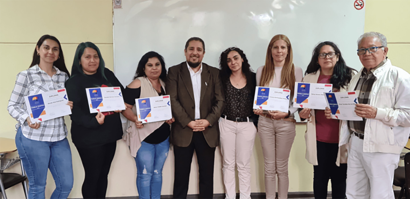 Apoderados de Educagráfica aprendieron técnicas de impresión Asimpres